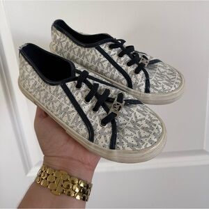 Michael Kors Borium White Canvas Monogram Low-Top Sneakers with Navy Trim